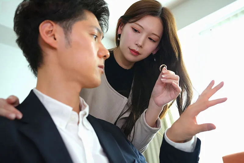 Bà xã đi đi giã ngoại, gã chồng ở nhà bị nhỏ em vợ yêu gạ phang không trượt phát nào