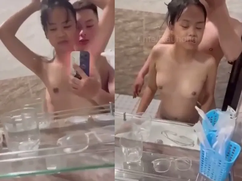 Mảnh khảnh em cùng any đụ trước gương quay kỉ niệm
